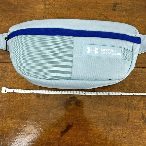 Under Armour Belt Bag Fanny Pack Waist Pack Walk Travel Vacation Purse Wallet - Picture 7 of 8